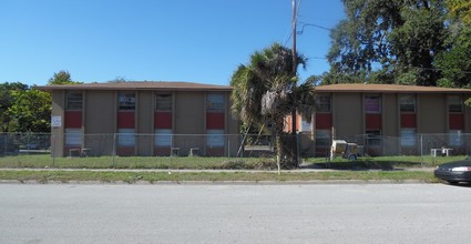 Apartments in Orlando, FL - Building Photo - Building Photo