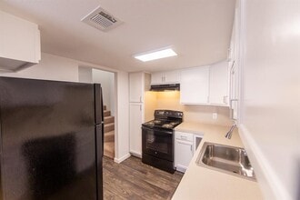 5506 Grover Ave in Austin, TX - Building Photo - Building Photo