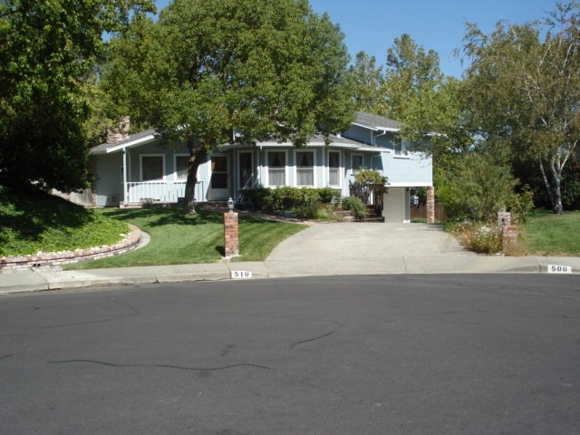 510 Wellington Way in Vacaville, CA - Building Photo