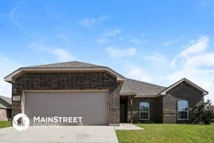 260 Edison Ln in Crowley, TX - Building Photo