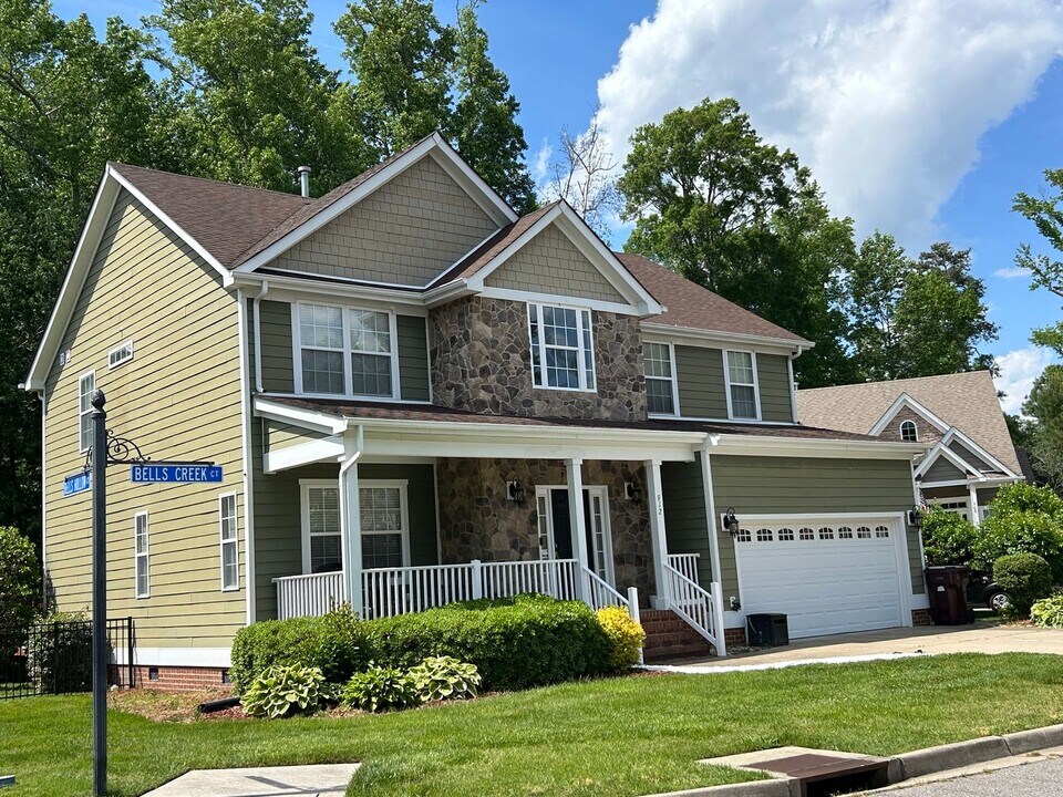 912 Bells Creek Ct in Chesapeake, VA - Building Photo