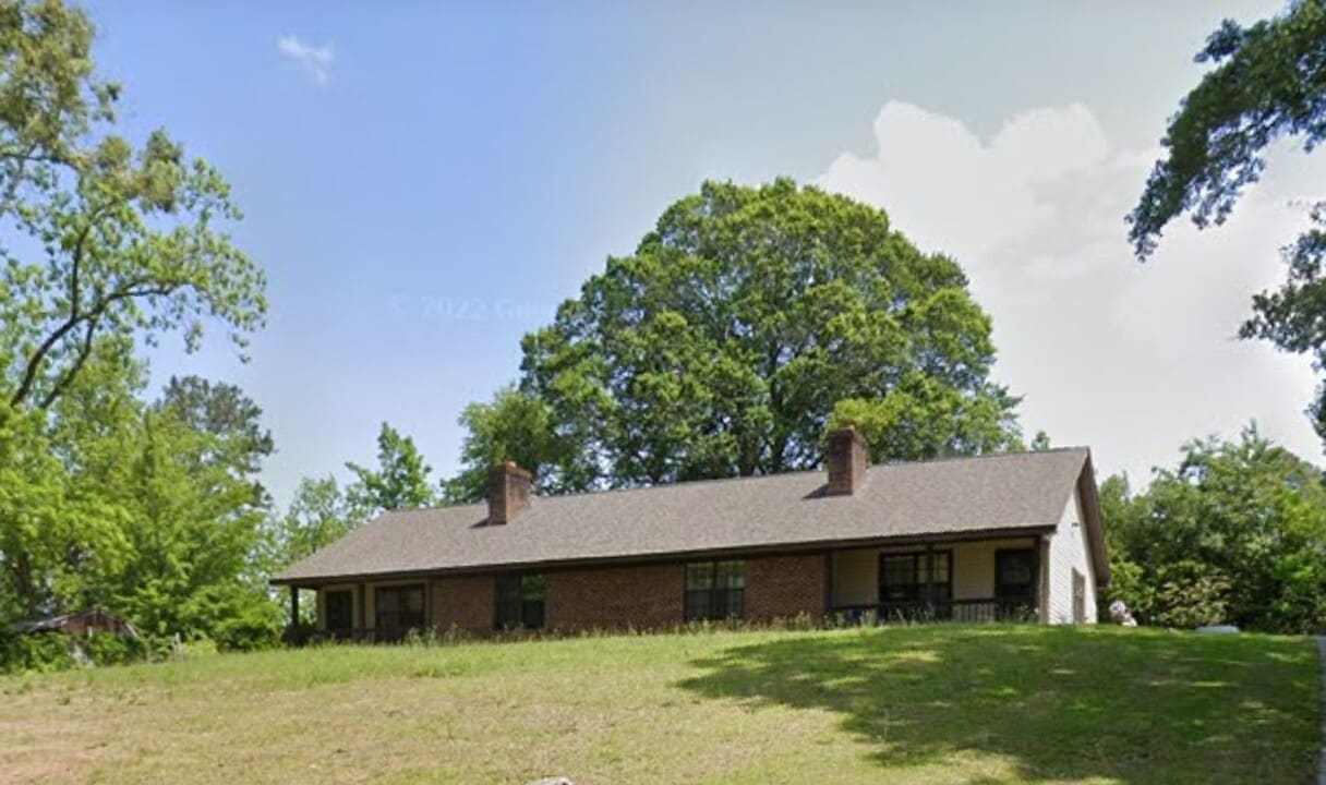 410 Riverside Dr in Lumberton, NC - Building Photo