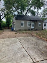 8031 Aline Ave in Berkeley, MO - Building Photo