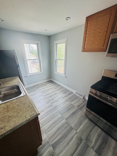 208 Norway Ave, Unit #2