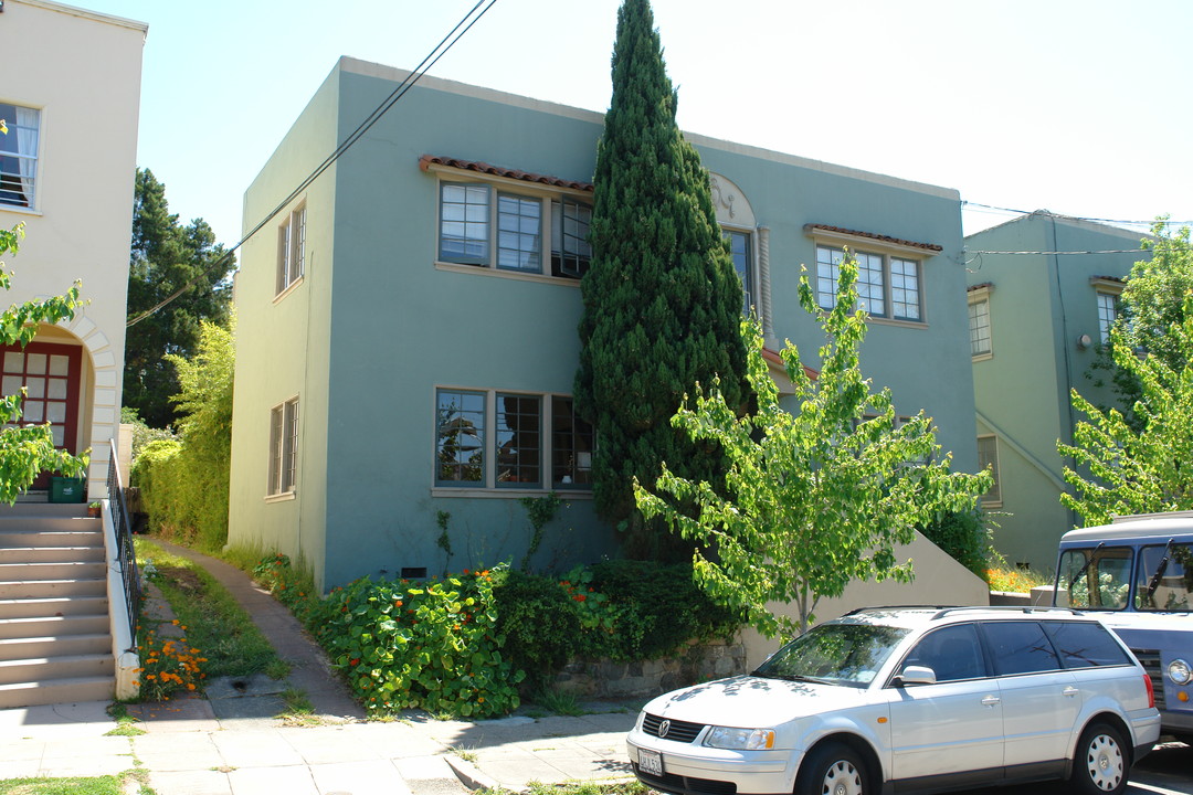 1543 Spruce St in Berkeley, CA - Building Photo