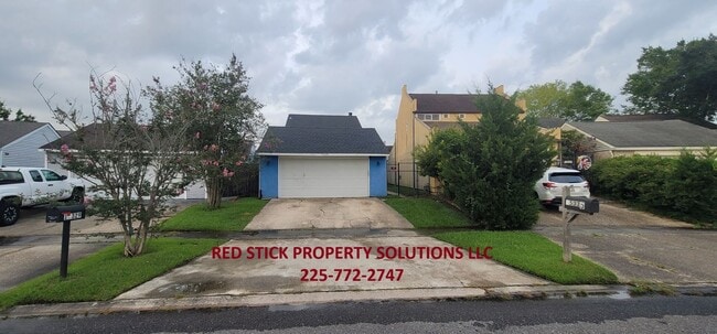 property at 15335 7 Pines Ave