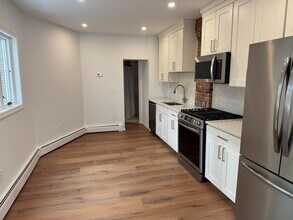 97 Baldwin St in Boston, MA - Building Photo - Building Photo