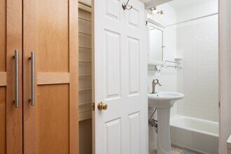 193 Beacon St, Unit 4 in Boston, MA - Building Photo - Building Photo