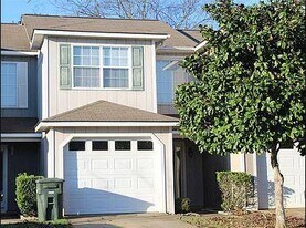 120 Commons Dr in Enterprise, AL - Building Photo