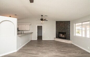 3176 Jamaica Blvd S in Lake Havasu City, AZ - Building Photo - Building Photo