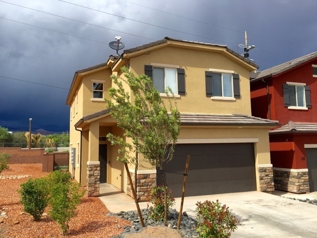 355 W 200 S in Washington, UT - Building Photo