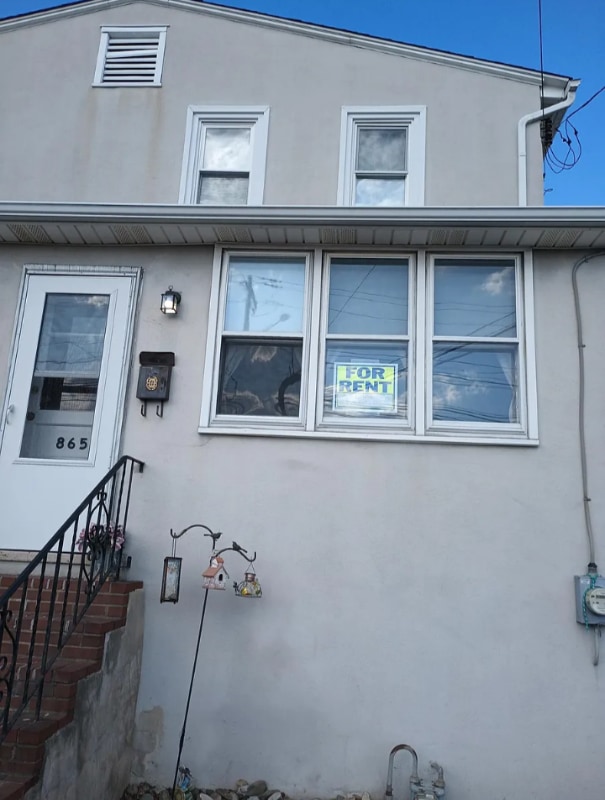 property at 865 Lancaster Ave