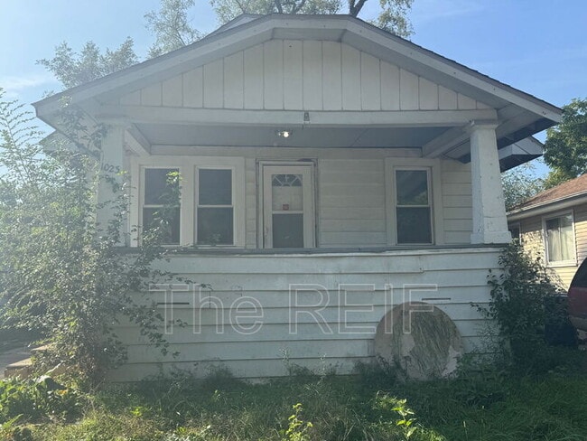 1023 Barrie Ave in Flint, MI - Building Photo - Building Photo