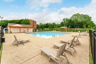 Renova of Brunswick in Brunswick, OH - Building Photo - Building Photo