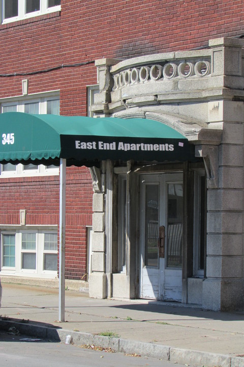 East End Apartments in Rochester, NY - Building Photo