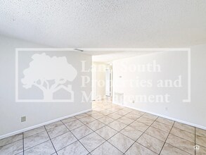 5859 Charlton Dr in Lakeland, FL - Building Photo - Building Photo