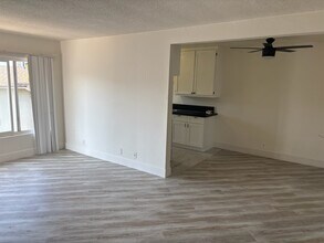 734 N Inglewood Ave in Inglewood, CA - Building Photo - Building Photo