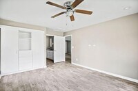 3408 Balboa Cir photo'