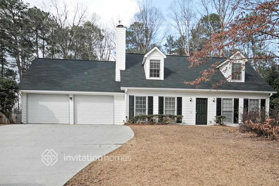 260 Whisper Way NE in Dacula, GA - Building Photo