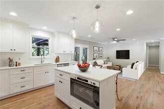 334 Michael Dr in Alpharetta, GA - Building Photo - Building Photo