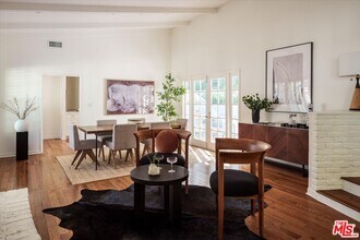 5657 Valley Oak Dr in Los Angeles, CA - Building Photo - Building Photo