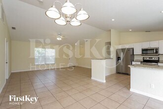 7352 Elsa St in Englewood, FL - Building Photo - Building Photo