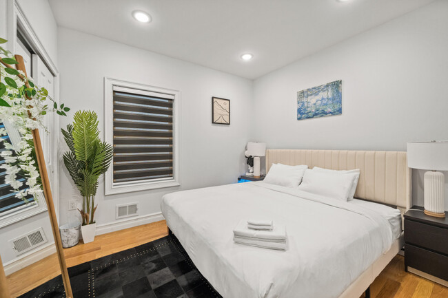 130 Terrace Ave in Jersey City, NJ - Building Photo - Building Photo