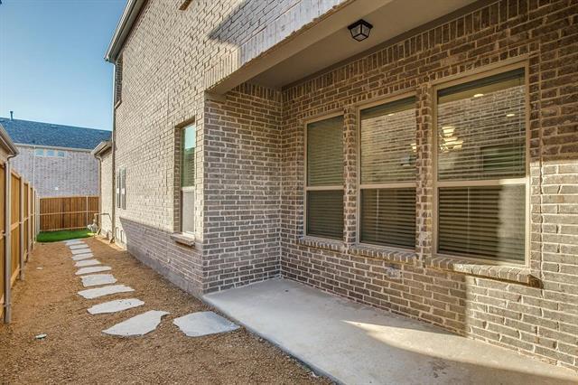 7629 Regal Ln in North Richland Hills, TX - Building Photo - Building Photo