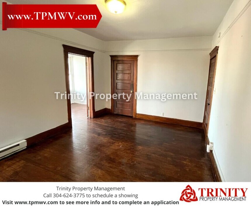 103 Grove Ave in Clarksburg, WV - Building Photo