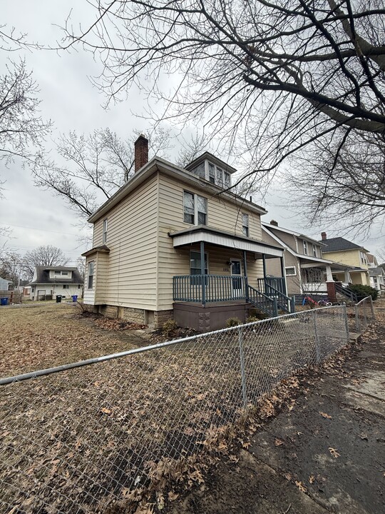 1551 Arlington Ave in Columbus, OH - Building Photo