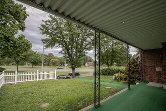 5830 Paseo Blvd in Kansas City, MO - Building Photo - Building Photo