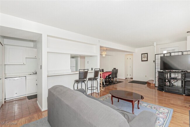 property at 9859 Independence Dr