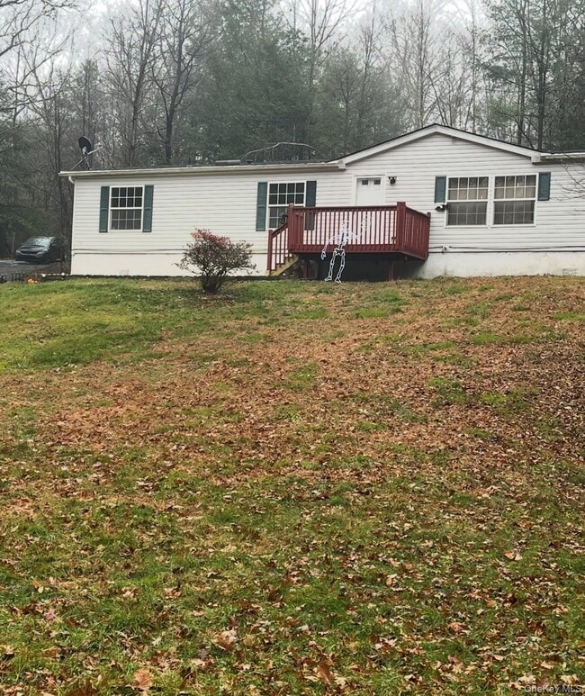property at 68 Shinhollow Rd