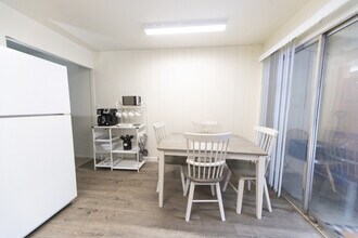 2708 Armstrong Ave in South Lake Tahoe, CA - Building Photo - Building Photo