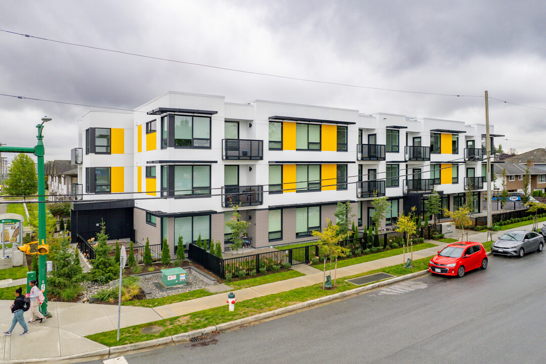 Eunice Oh Residence in Burnaby, BC - Building Photo