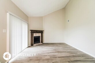 5310 Riverwood Dr in Richmond, TX - Foto de edificio - Building Photo