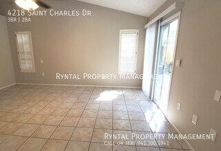 4218 St Charles Dr in Sarasota, FL - Building Photo - Building Photo