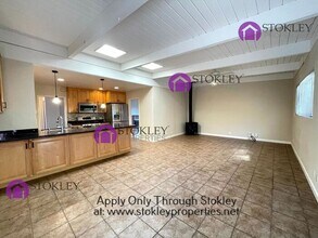 17650 Mayflower Dr in Castro Valley, CA - Building Photo - Building Photo