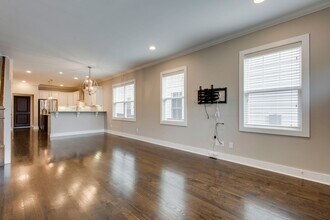 1726 4th Ave N in Nashville, TN - Building Photo - Building Photo