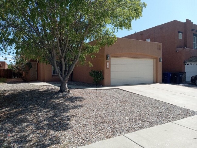 property at 728 Nicklaus Dr SW
