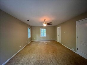 2658 Rolling Brook Trail in East Point, GA - Building Photo - Building Photo