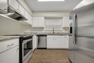 4116 Silkbay Ct in Tallahassee, FL - Building Photo - Building Photo