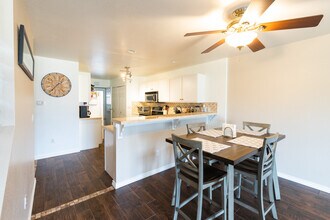 11530 W 70th Plz, Unit B in Arvada, CO - Building Photo - Building Photo