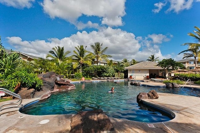 property at 92-1083 Koio Dr