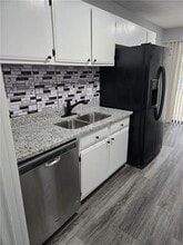 8740 Roswell Rd in Sandy Springs, GA - Building Photo - Building Photo