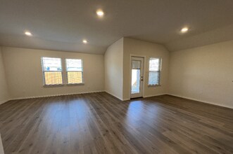 2816 Jasmine Dr in Sherman, TX - Building Photo - Building Photo