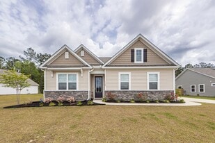 1142 Wading Pt Blvd in Huger, SC - Building Photo
