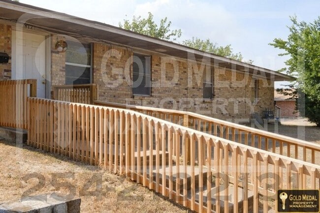 812 Pecan Cir in Killeen, TX - Building Photo - Building Photo