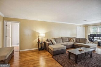 4 Plantation Dr NE in Atlanta, GA - Building Photo - Building Photo