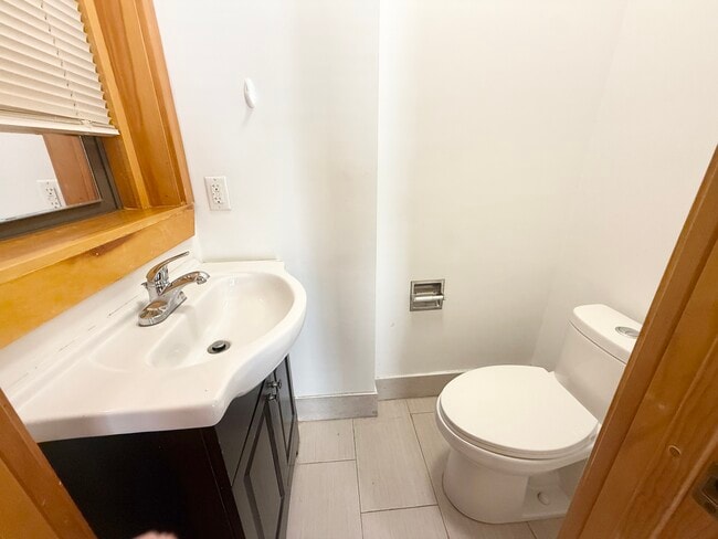 149 Hillside St, Unit 2 in Boston, MA - Building Photo - Building Photo